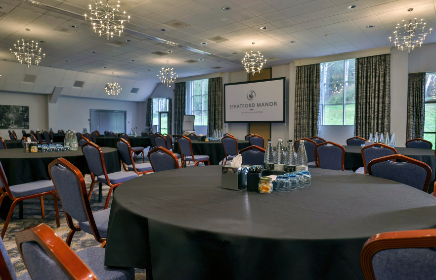 Stratford Suite Carousel 2