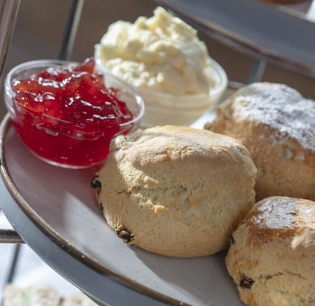 <strong>AFTERNOON TEA</strong>