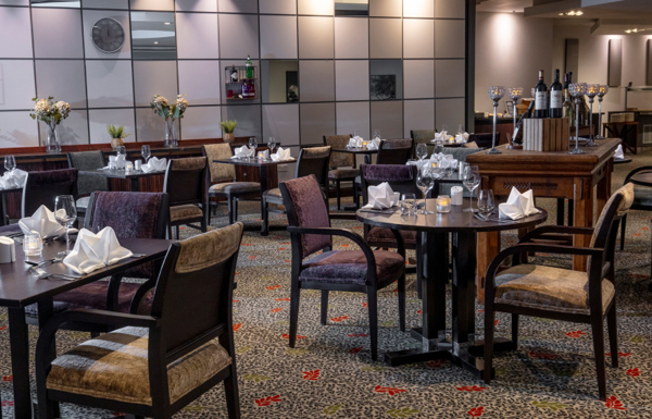 Carousel Desktop Dining