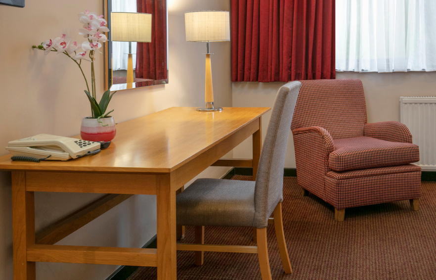 Carousel Desktop Classic Twin 2